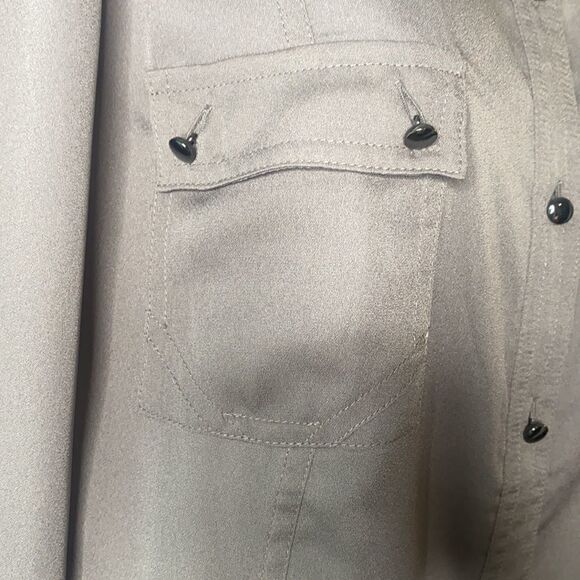 AK Anne Klein Gray Blouse - Picture 2 of 9